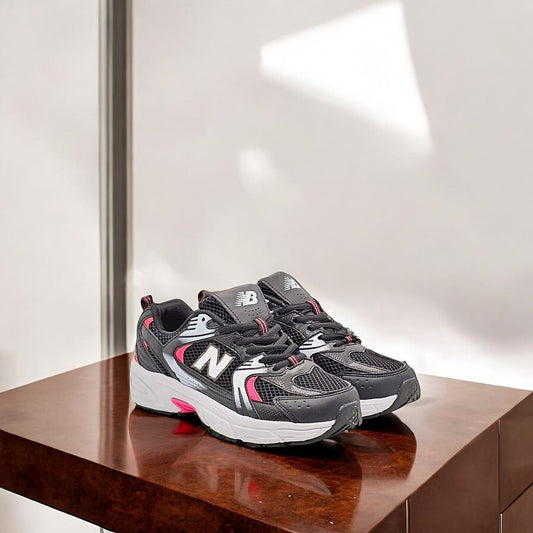 New Balance 530 Black/Pink