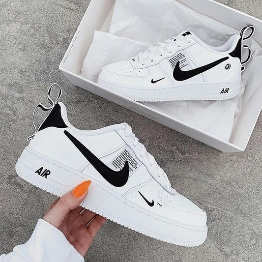 Nike AF1 lv8 White